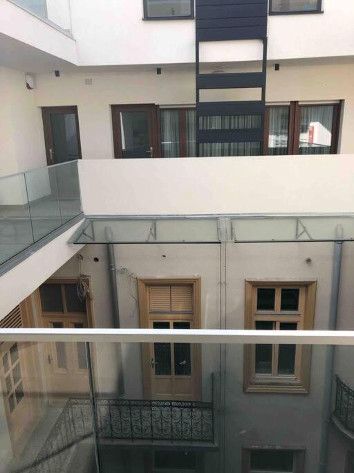 Luxury Cozy 2 Bdr Downtown Apt.3 Budapest Esterno foto