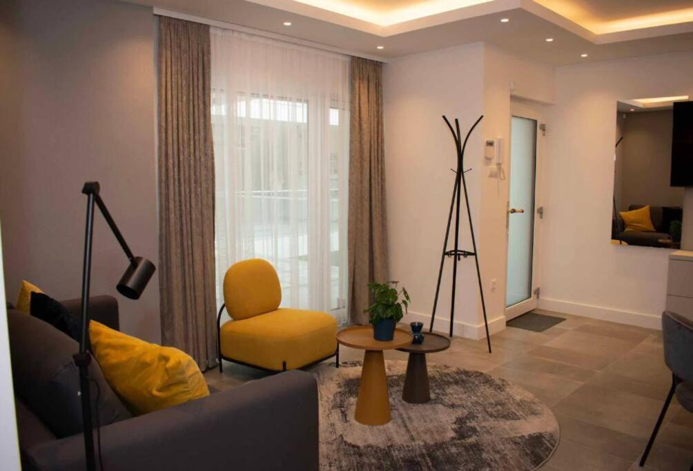 Luxury Cozy 2 Bdr Downtown Apt.3 Budapest Esterno foto
